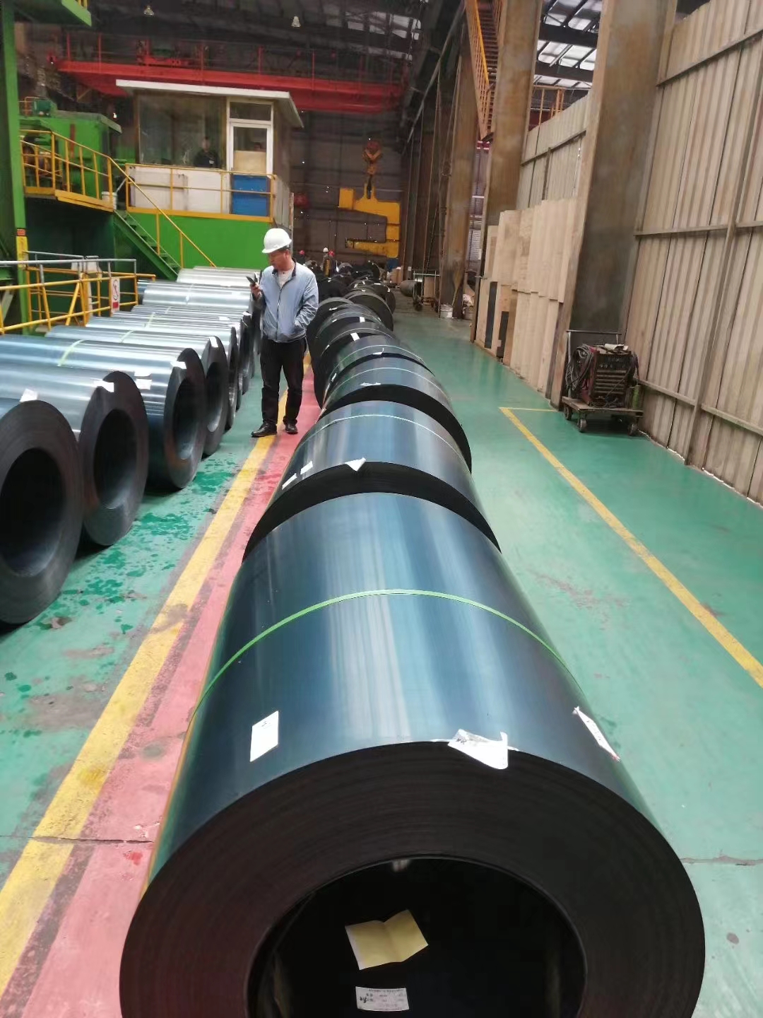 Hot-rolled plates — surface finish