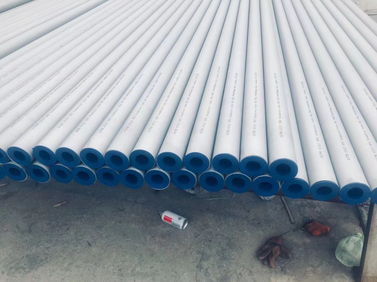 ASTM A312 seamless stainless pipe