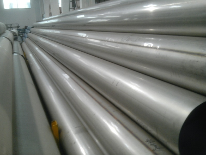 Welded stainless pipe — pipe ends