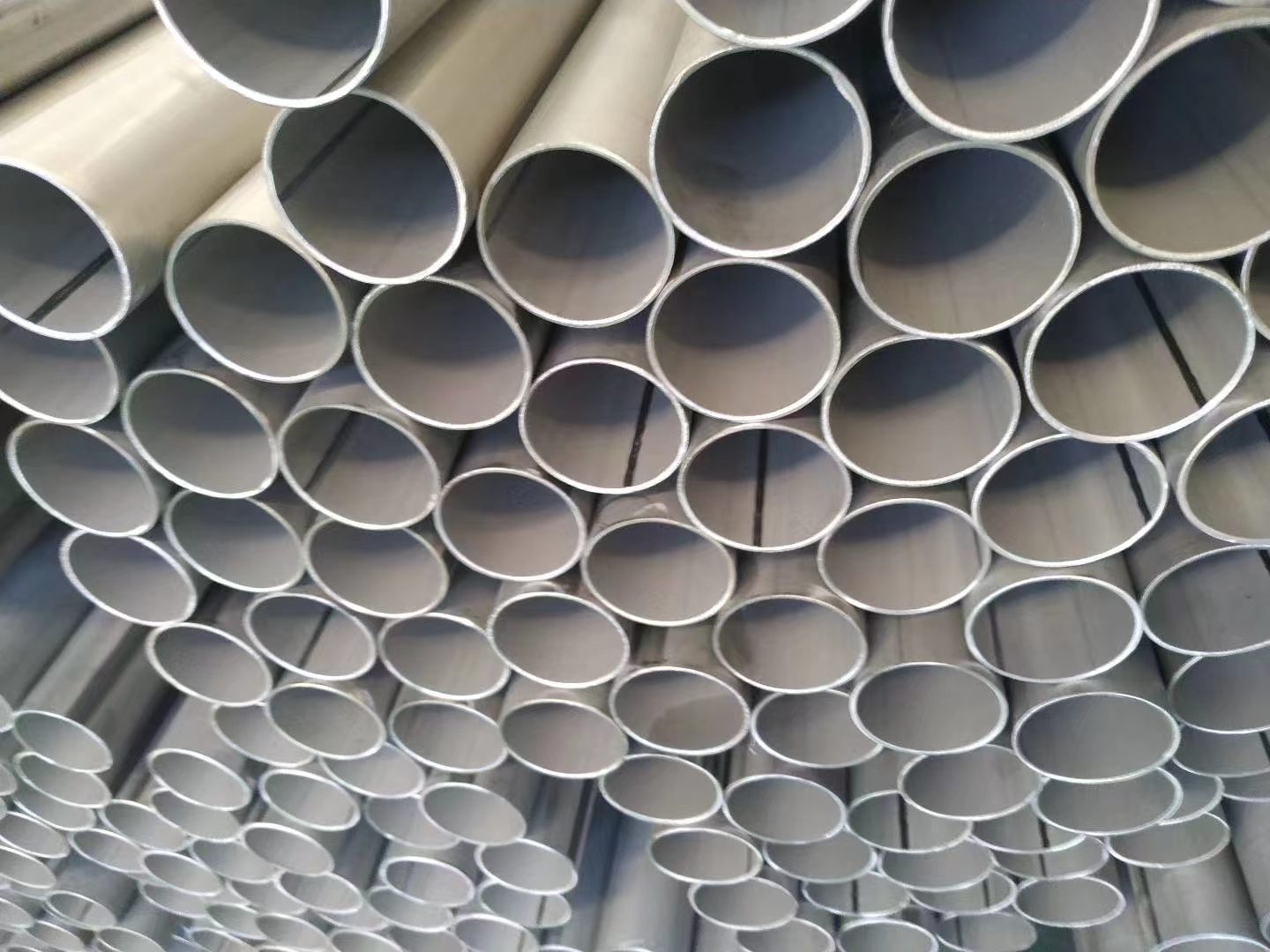 Welded stainless pipe — surface finish